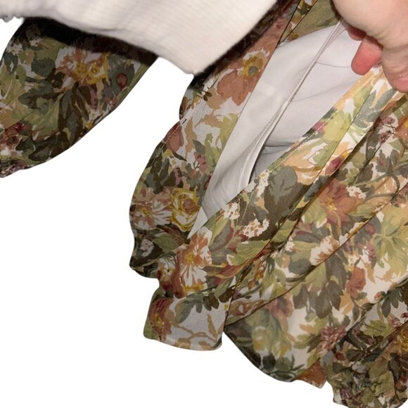 Show Me Your Mumu Autumn Neutral Flower print romper M - Picture 4 of 4